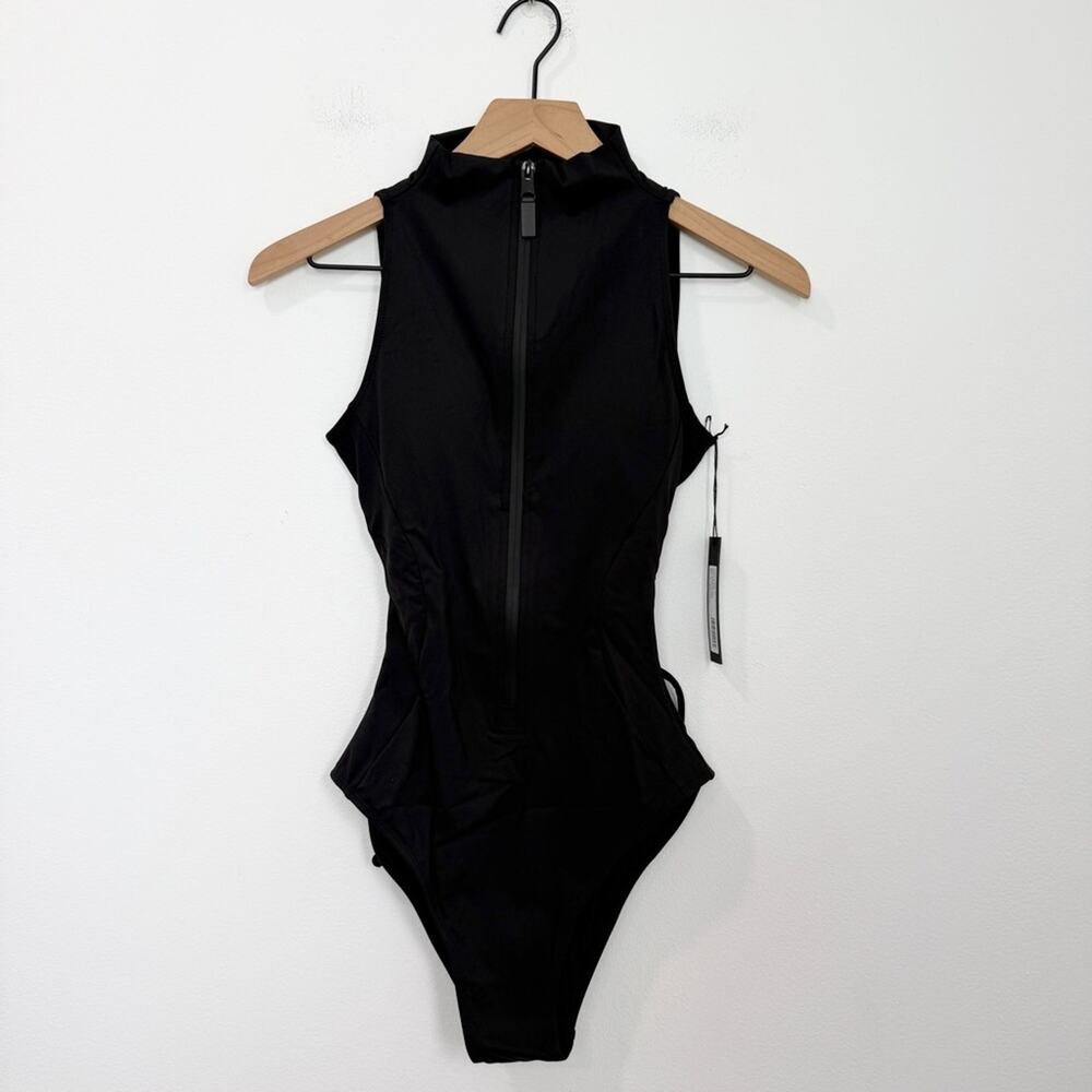 NWT Ta3 Sleeveless Surfy One Piece in Black Built in Shapewear size XS Regular - Picture 2 of 7